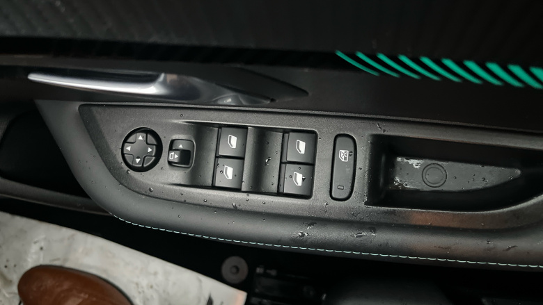 Peugeot 208 1.2 PureTech 100 Allure Premium + 5dr Petrol Hatchback